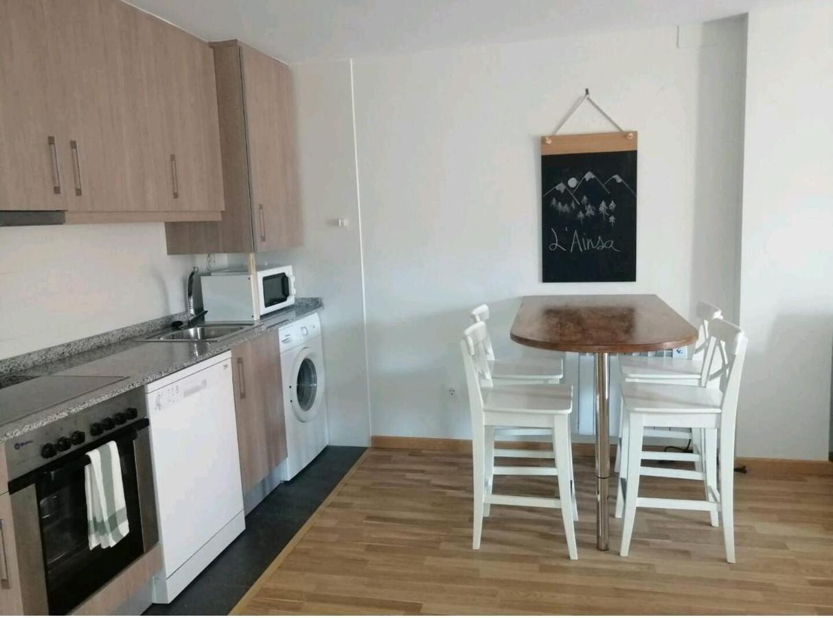Apartamento La Montañesa en Aínsa, bonito apartamento con grande terraza Exterior foto
